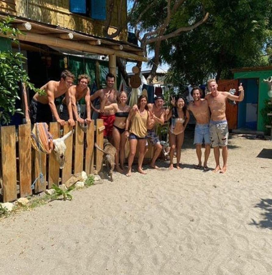 Hostal Puerto Engabao "El Surf Shelter" Экстерьер фото
